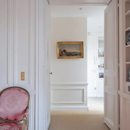 Veeve - Haussmannian Heights Parigi